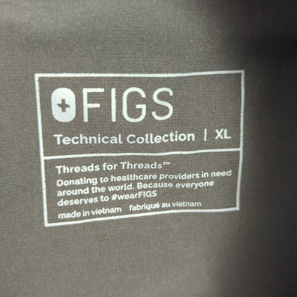 Figs Scrub Set Men's XXL/XL Black FionX Fabric Leon Three Pocket Top Joggers - Picture 16 of 16